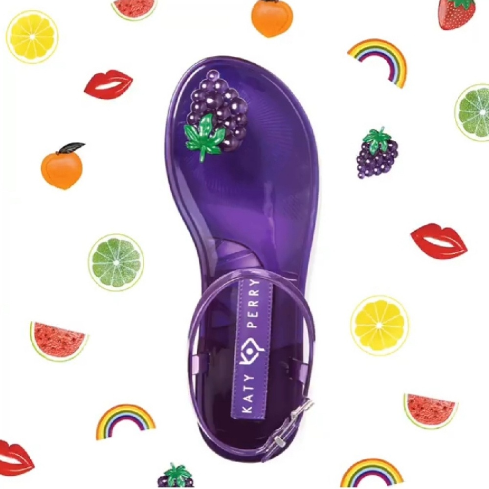 SHOES - Picture 2 of 3